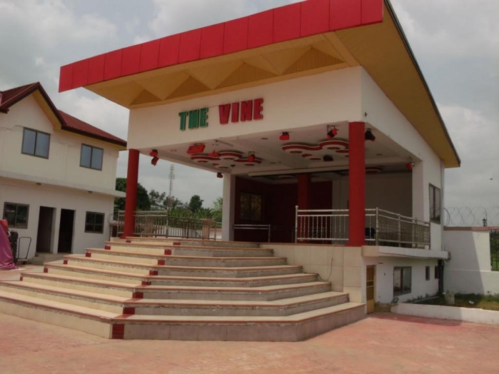 True Vine Hotel Кумаси Экстерьер фото