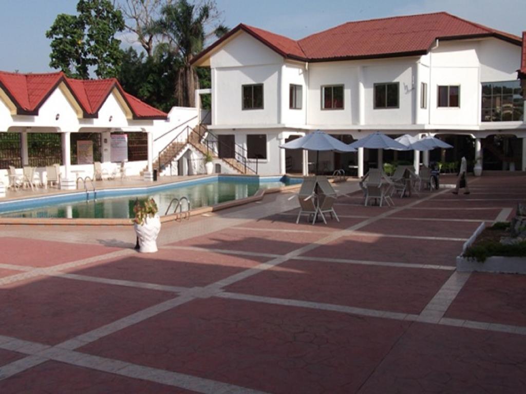 True Vine Hotel Кумаси Экстерьер фото