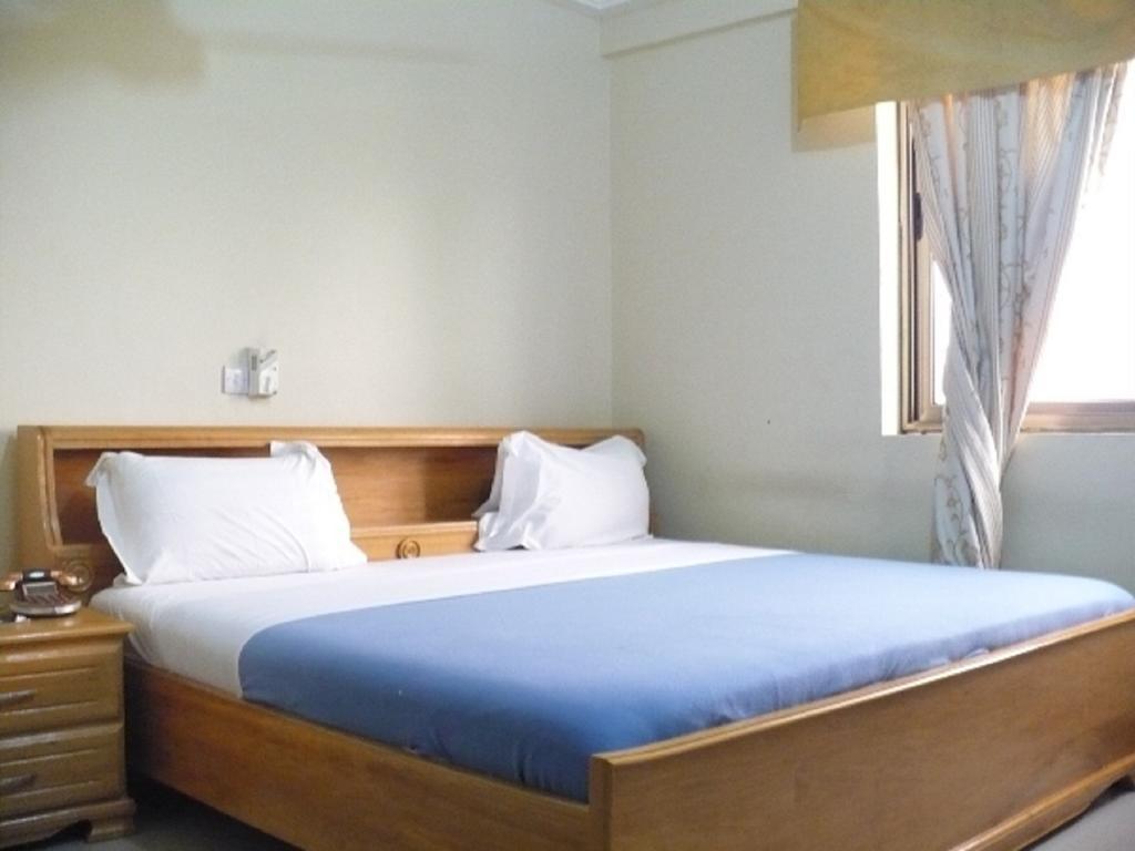 True Vine Hotel Кумаси Номер фото